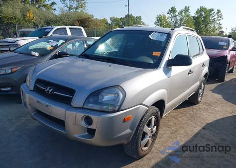2005 Hyundai Tucson Gl from USA, damaged, VIN KM8JM12B45U093016